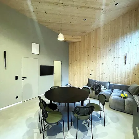 Graniaste - Dom I Z Sauna Apartman *